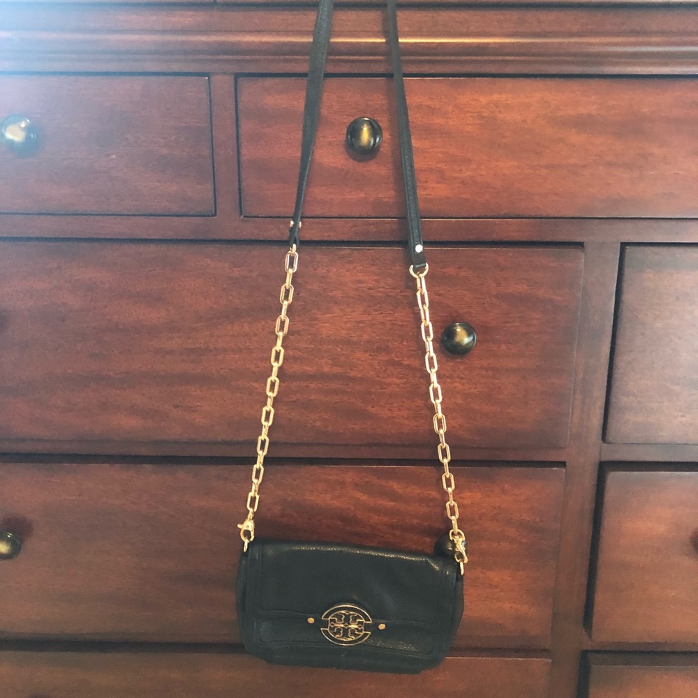 Tory Burch cover over bag w/ detachable chain